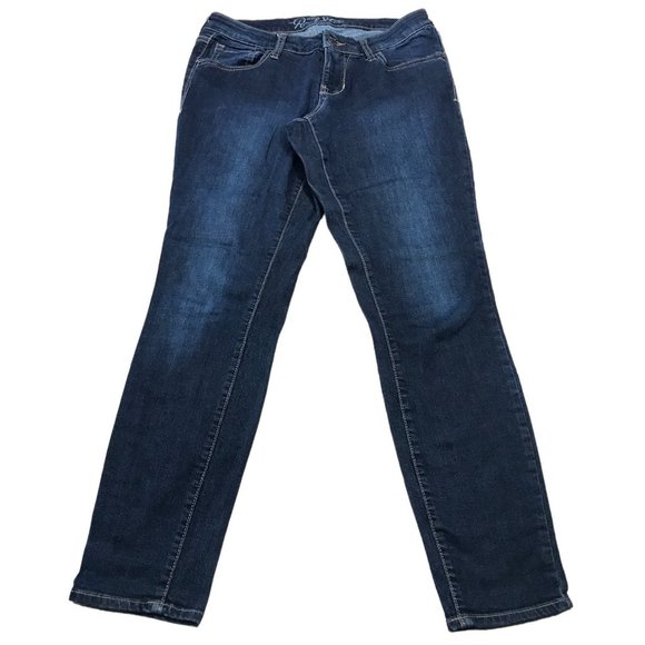 Old Navy Denim - Old Navy Rock Star Dark blue wash women size 12 regular jeans denim low rise